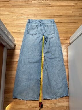 Gap Mid Rise Ultrasoft Baggy Jeans in Light Indigo | Size 26